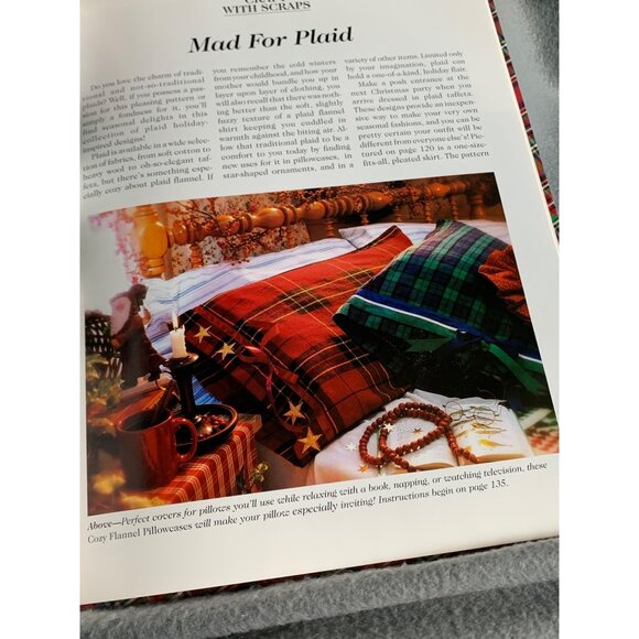 Christmas Handcrafts Book By Oxmoor House - Picture 7 of 12